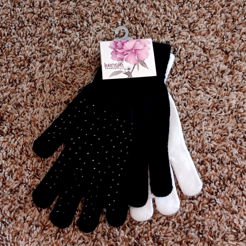 NWT TWO PAIRS Black and White Kensie Knit Gloves